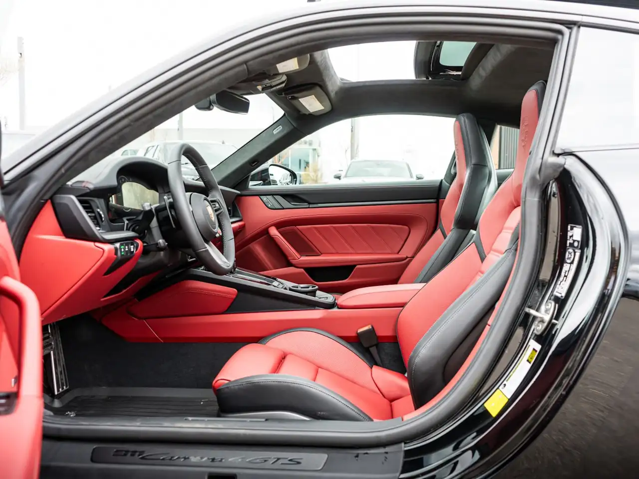 Porsche 911 - Image 14