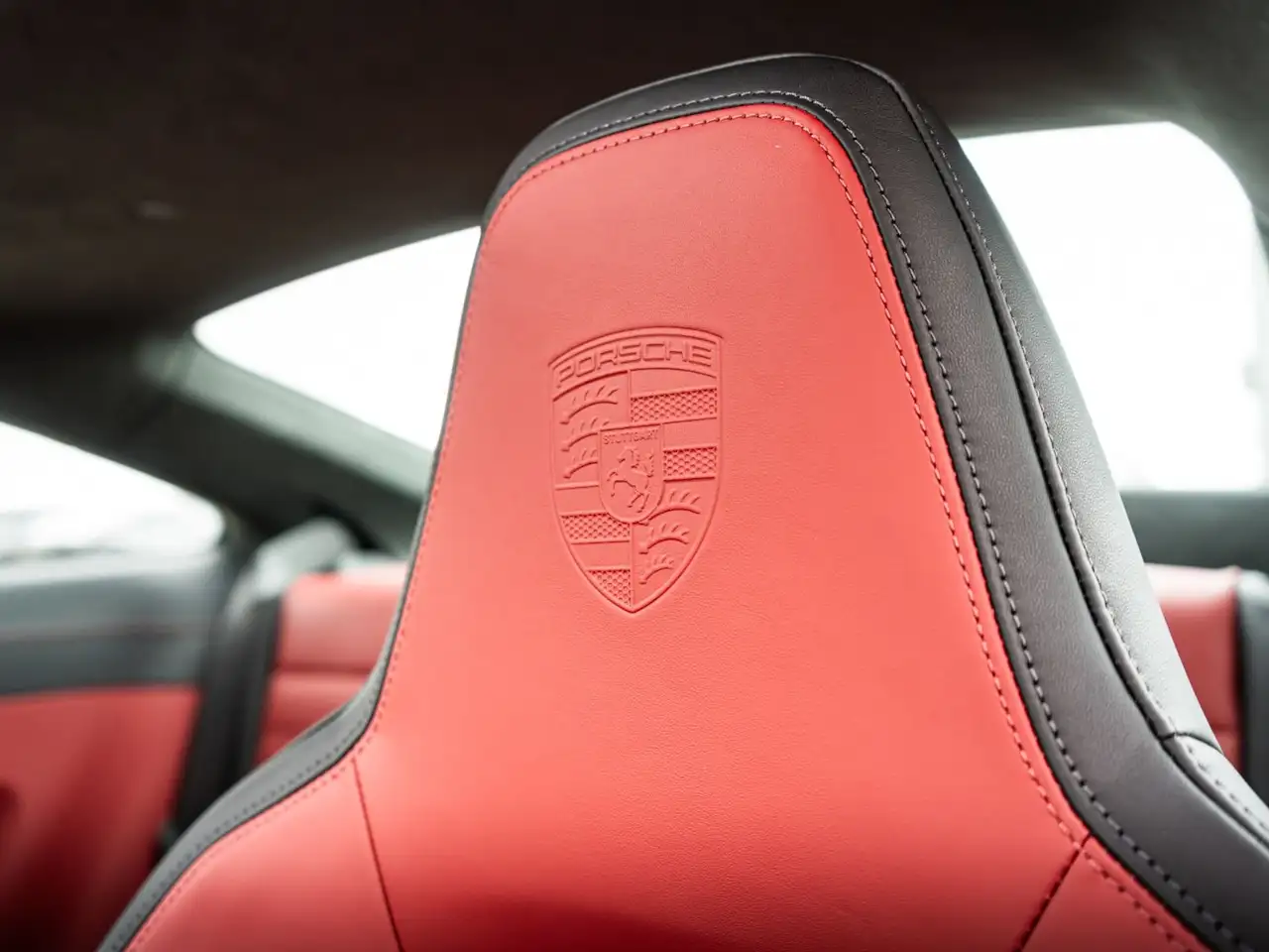 Porsche 911 - Image 27