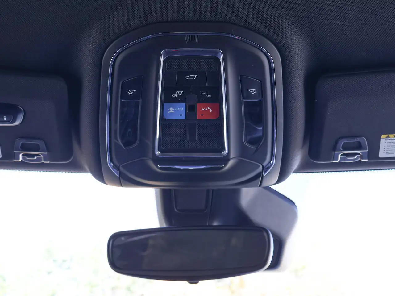 Jeep Grand Cherokee - Image 30