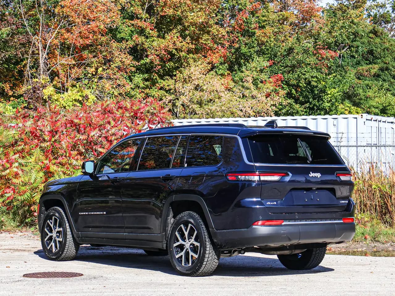 Jeep Grand Cherokee - Image 11