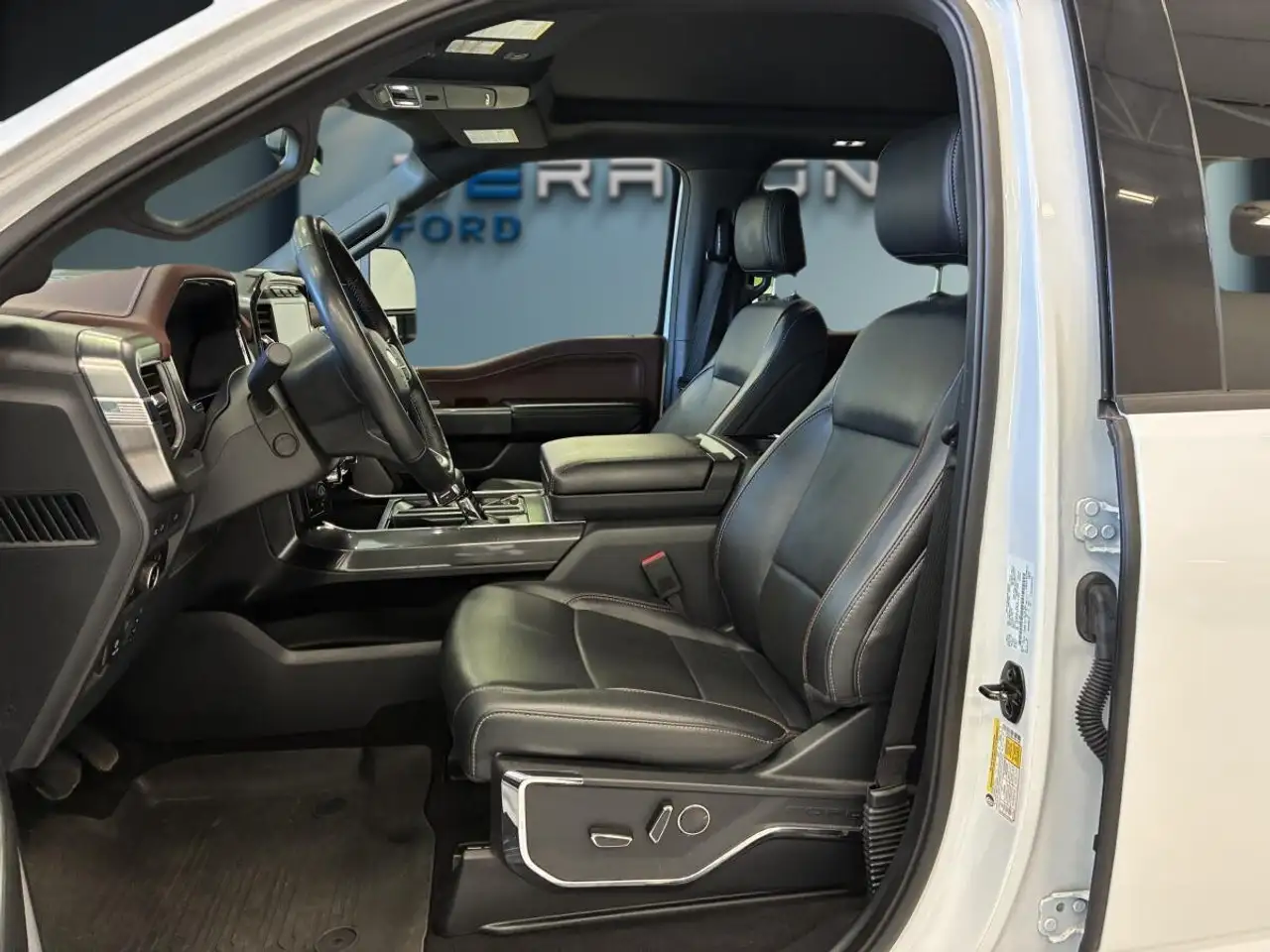 Ford F-150 - Image 12