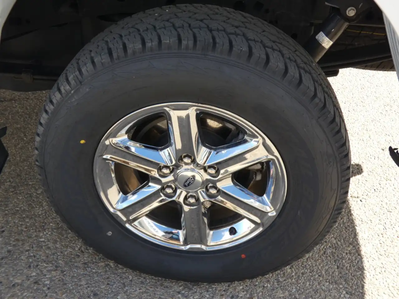 Ford F-150 - Image 24