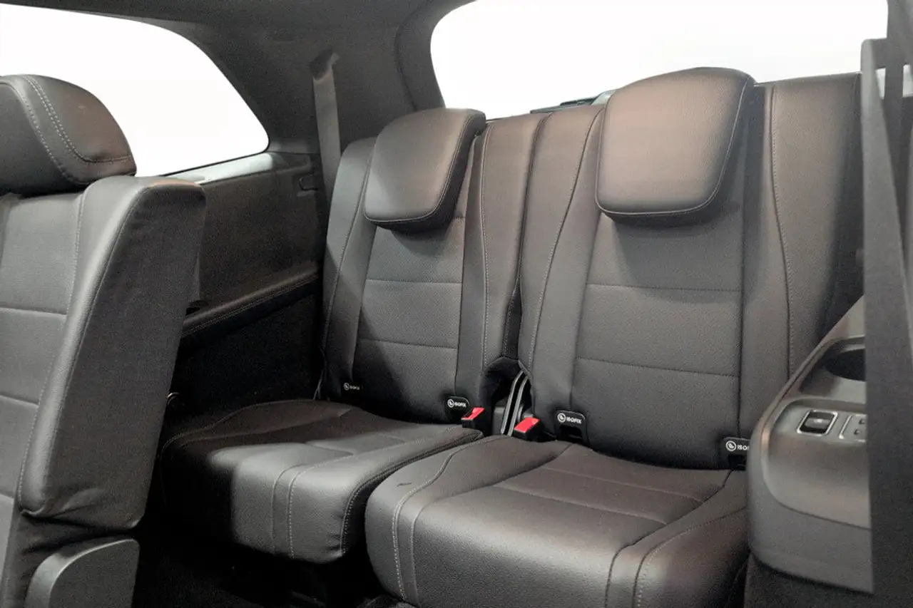 Mercedes-Benz GLS - Image 13