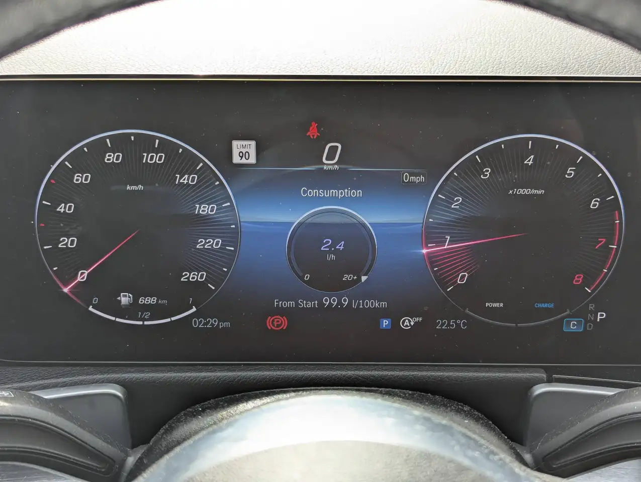 Mercedes-Benz GLB - Image 20