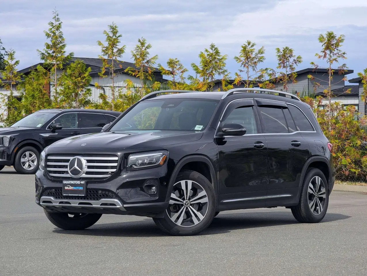 Mercedes-Benz GLB - Image 1