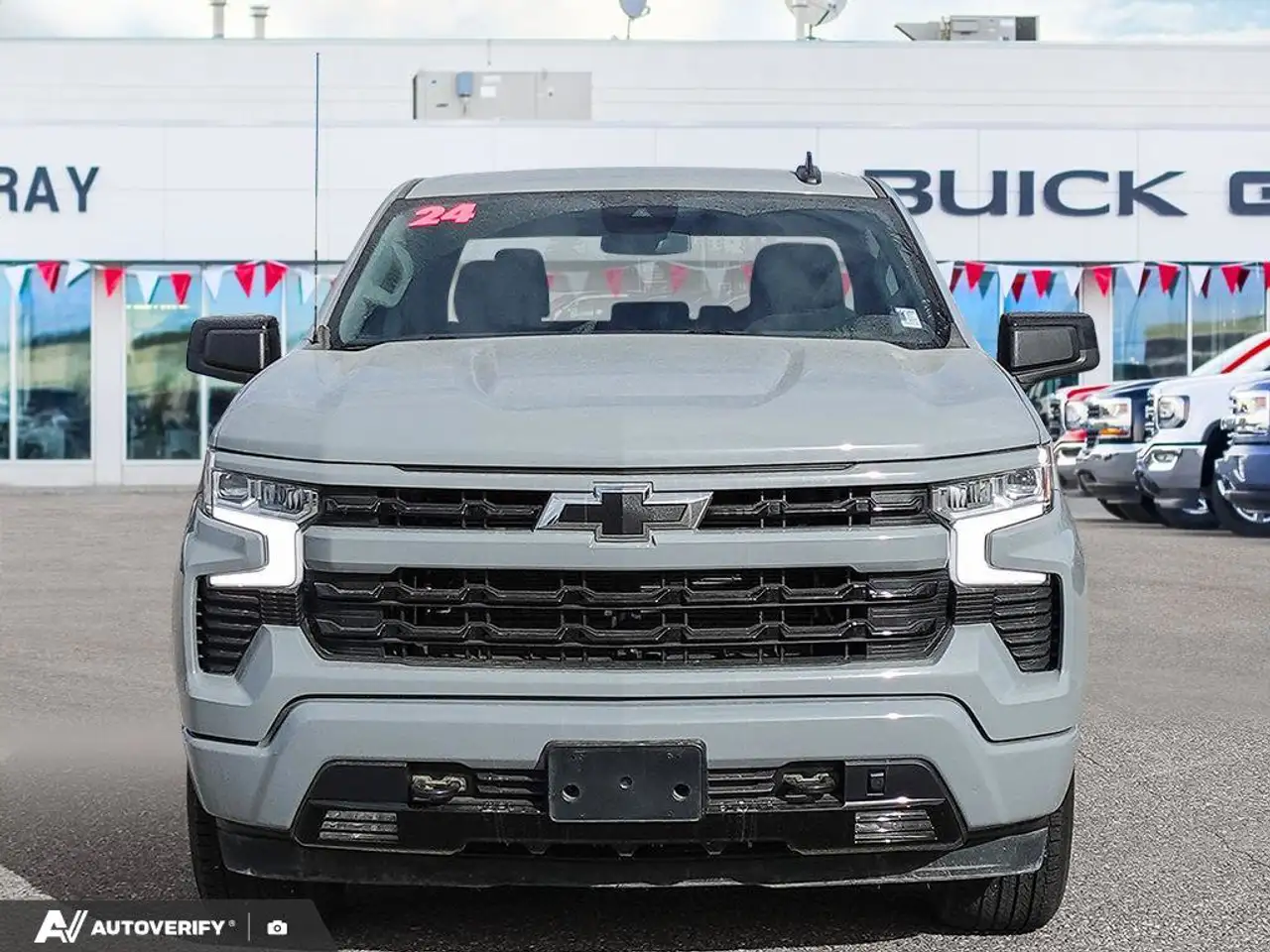 Chevrolet Silverado 1500 - Image 2