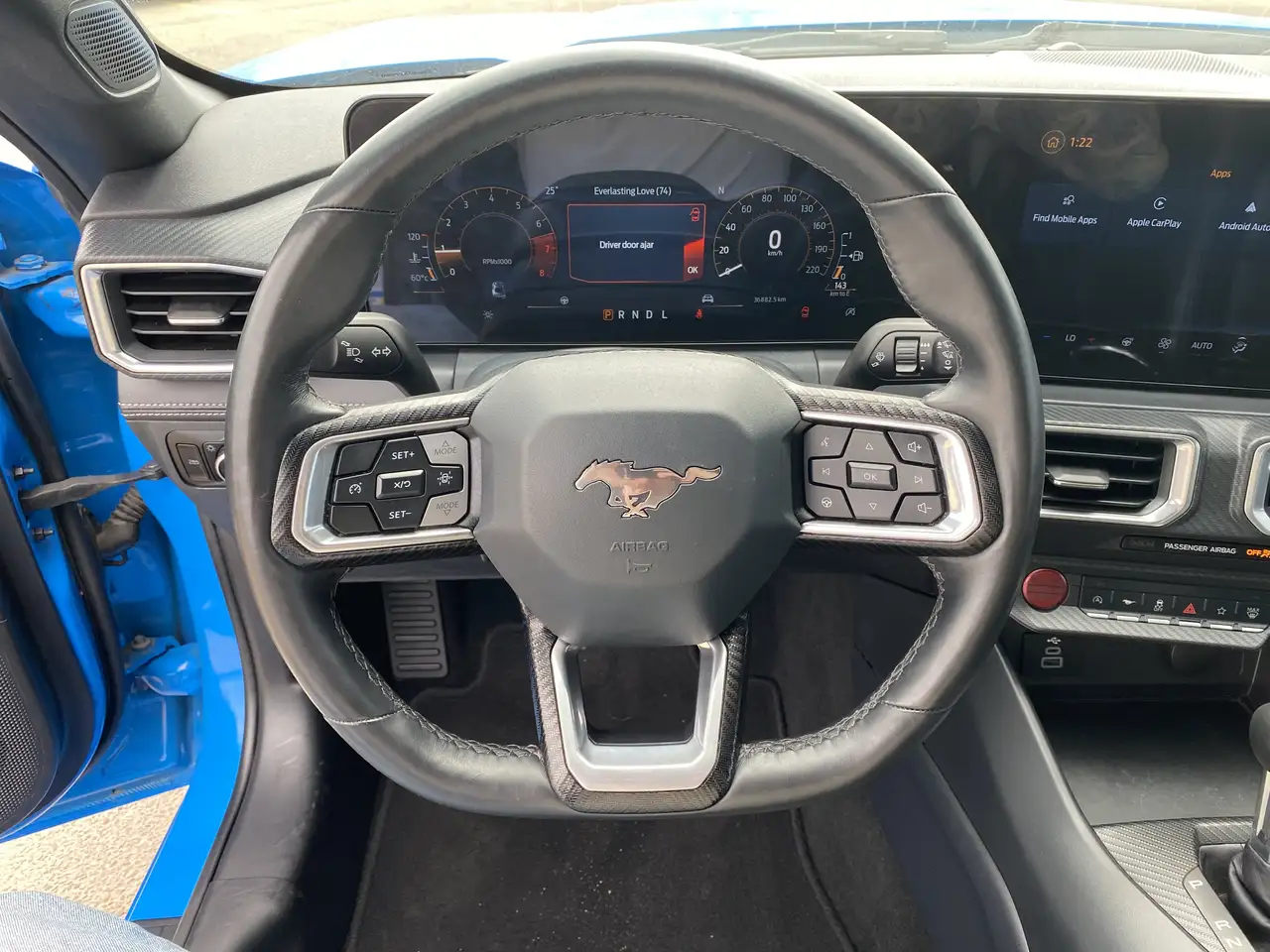 Ford Mustang - Image 10