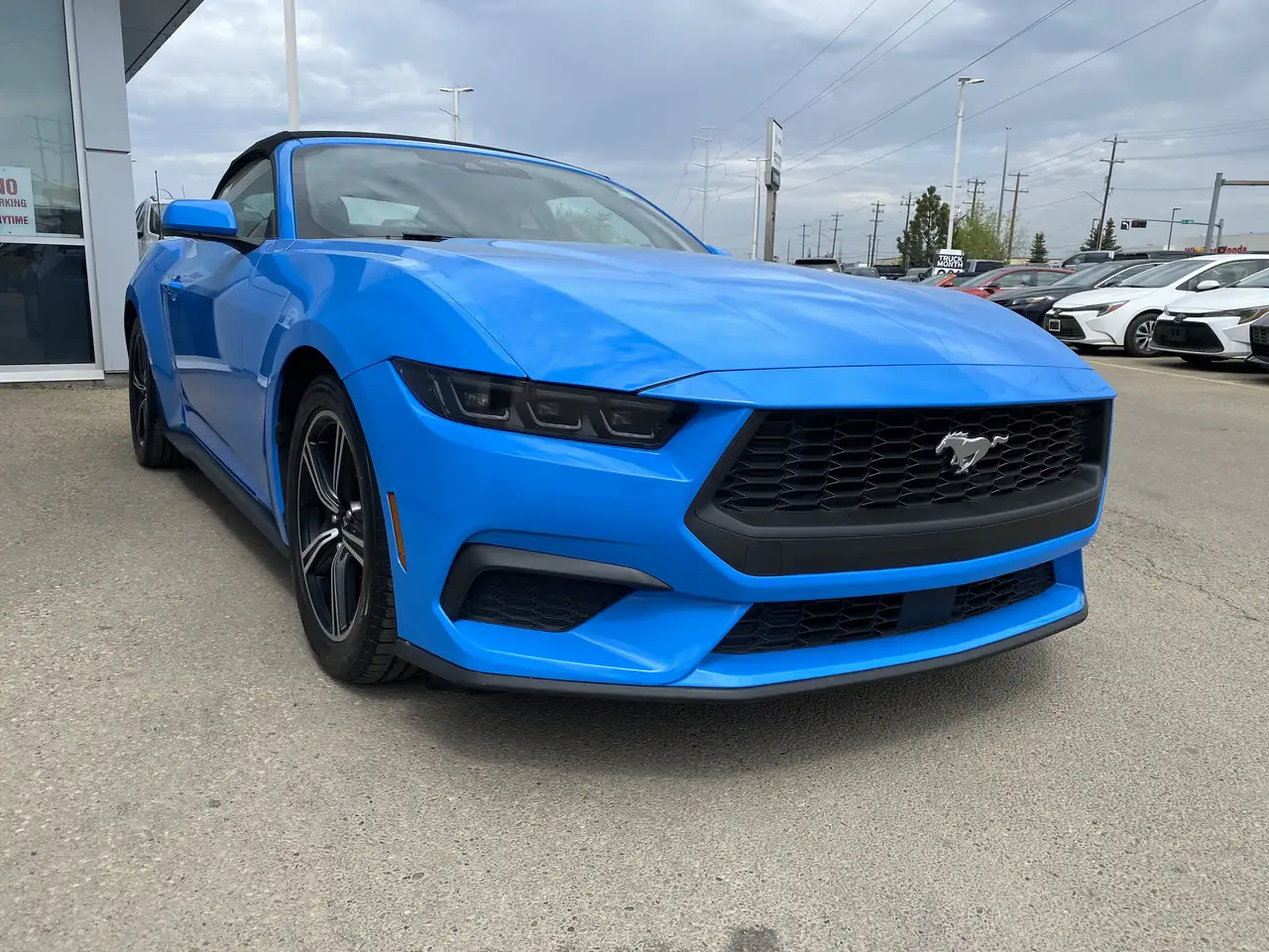 Ford Mustang - Image 6