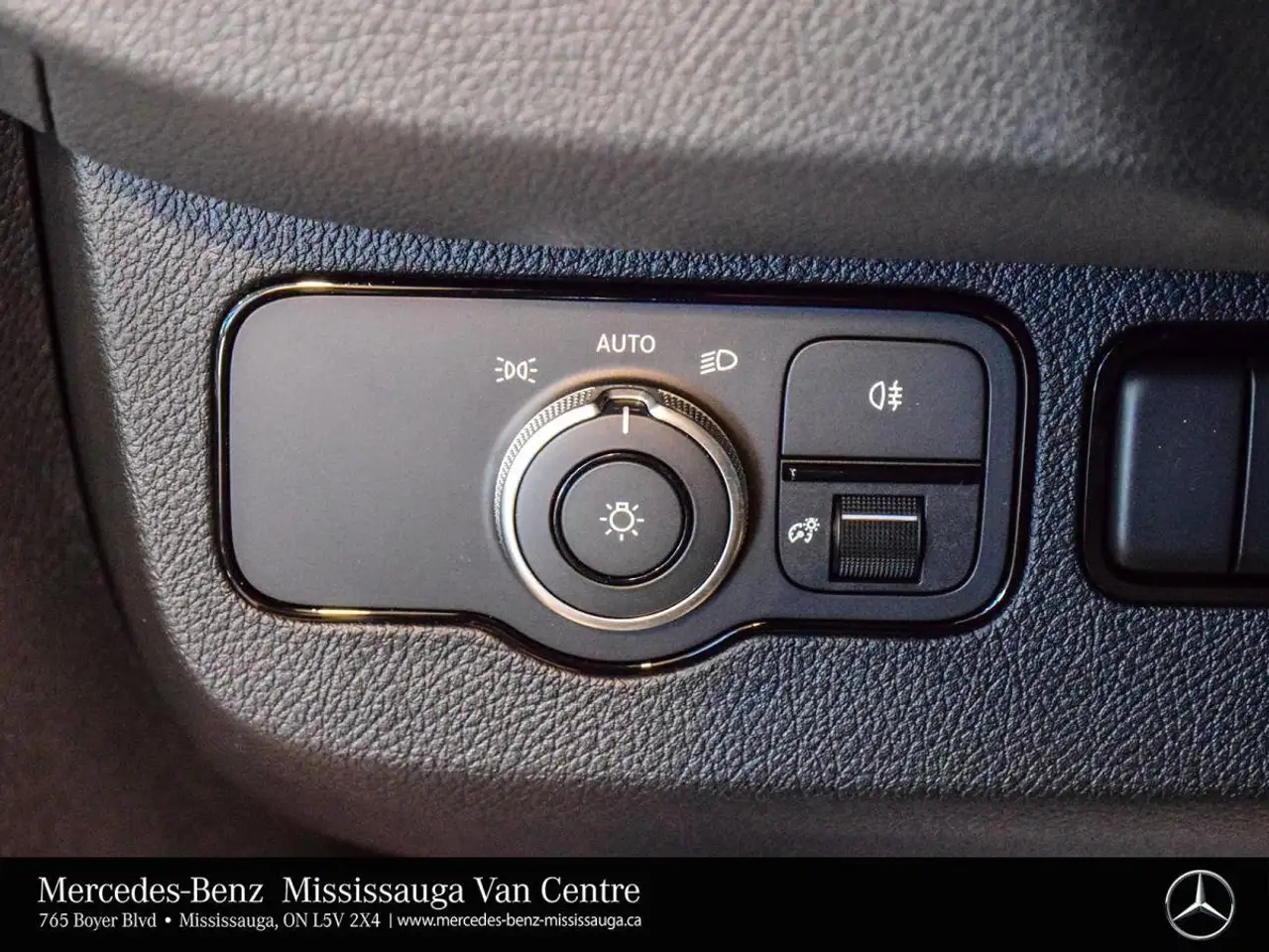 Mercedes-Benz Sprinter - Image 11