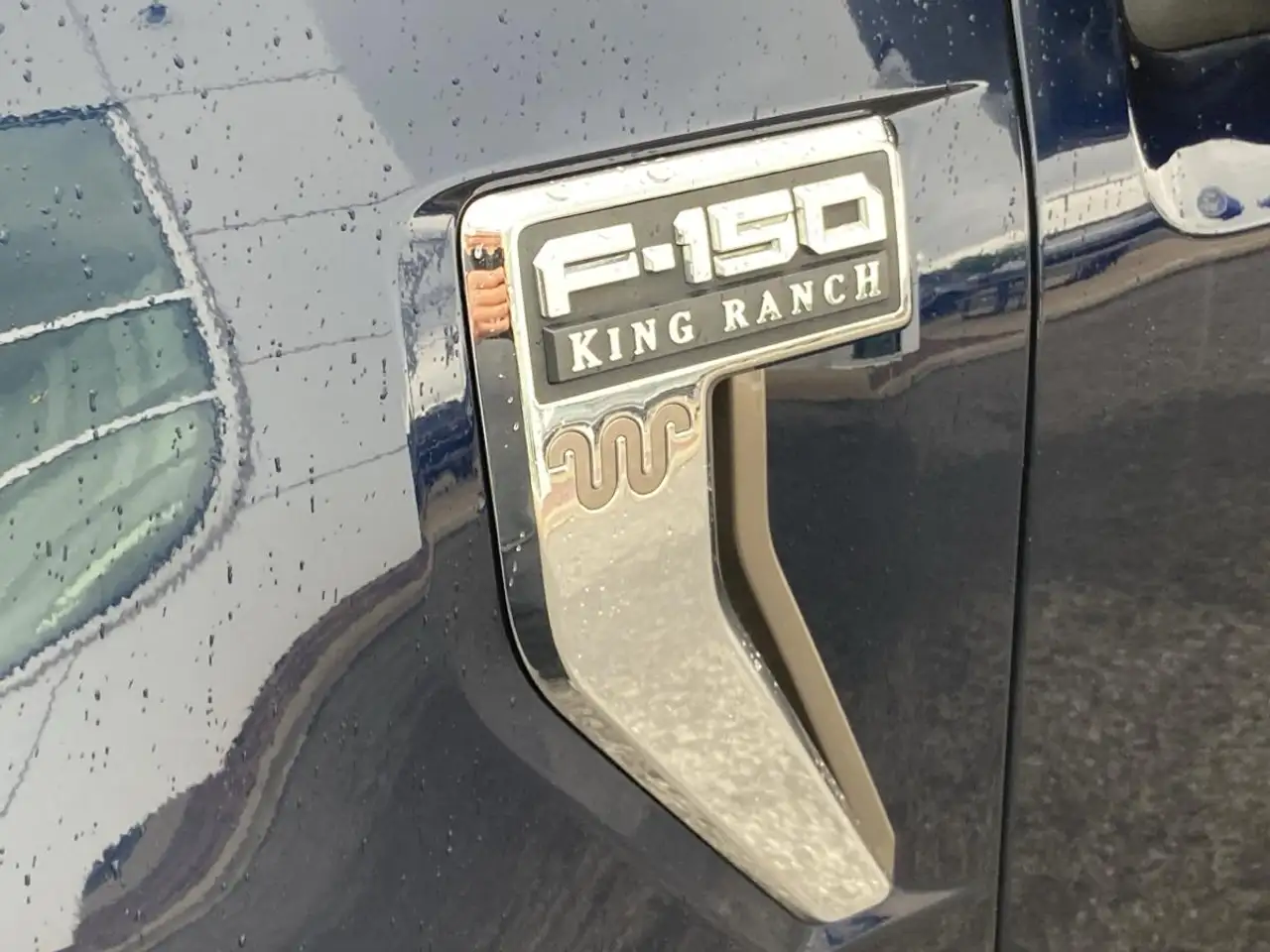 Ford F-150 - Image 19