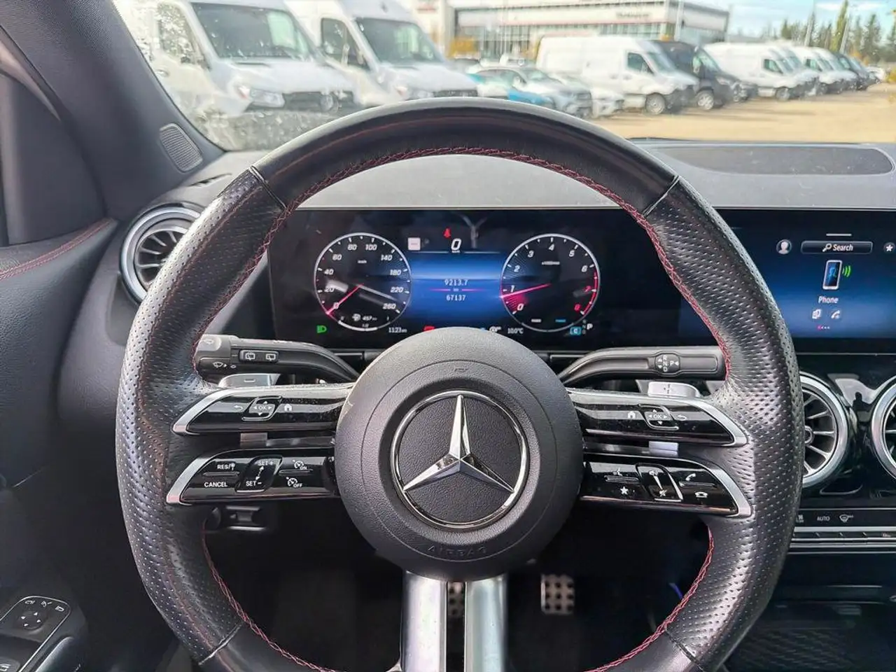 Mercedes-Benz GLA - Image 9