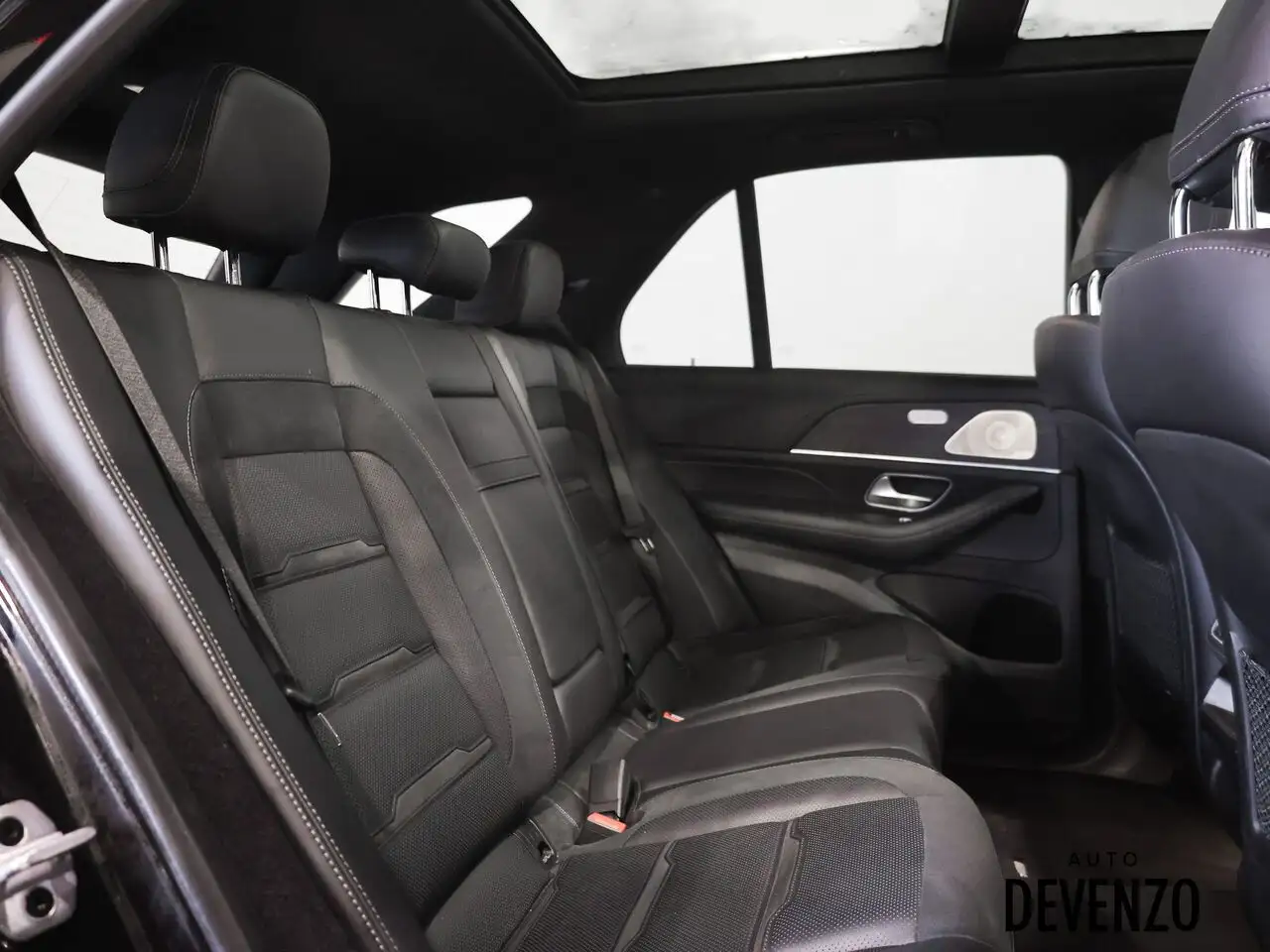 Mercedes-Benz GLE - Image 10