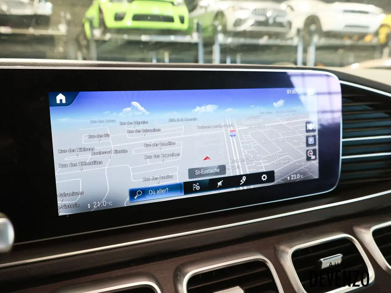Mercedes-Benz GLE - Image 17