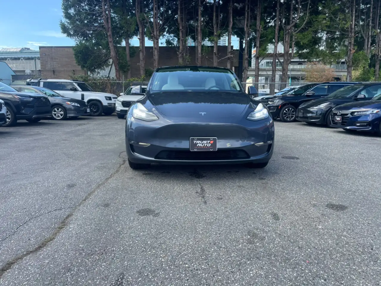 Tesla Model Y - Image 12