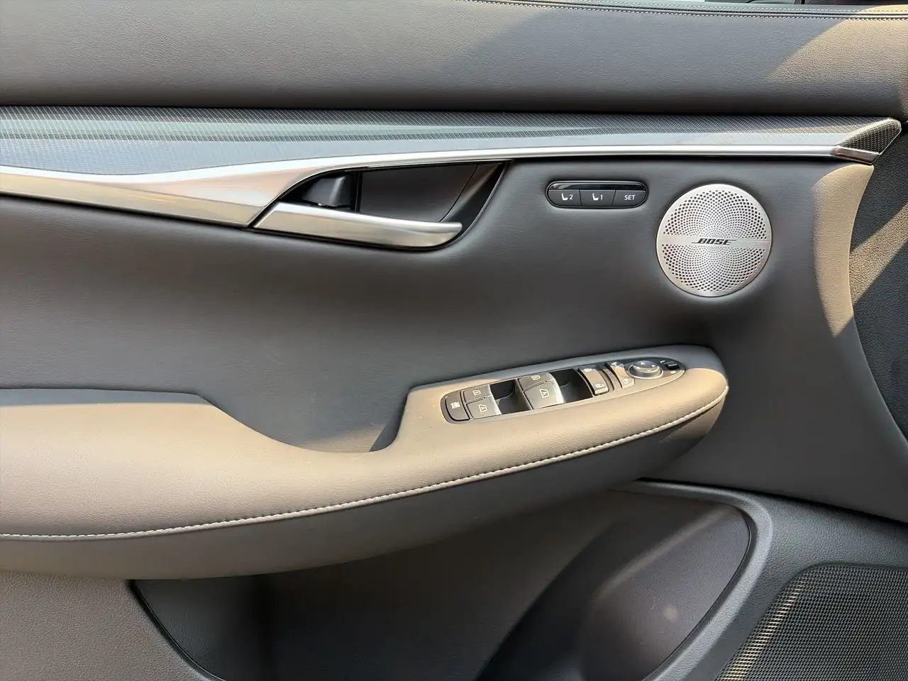 Infiniti QX50 - Image 21