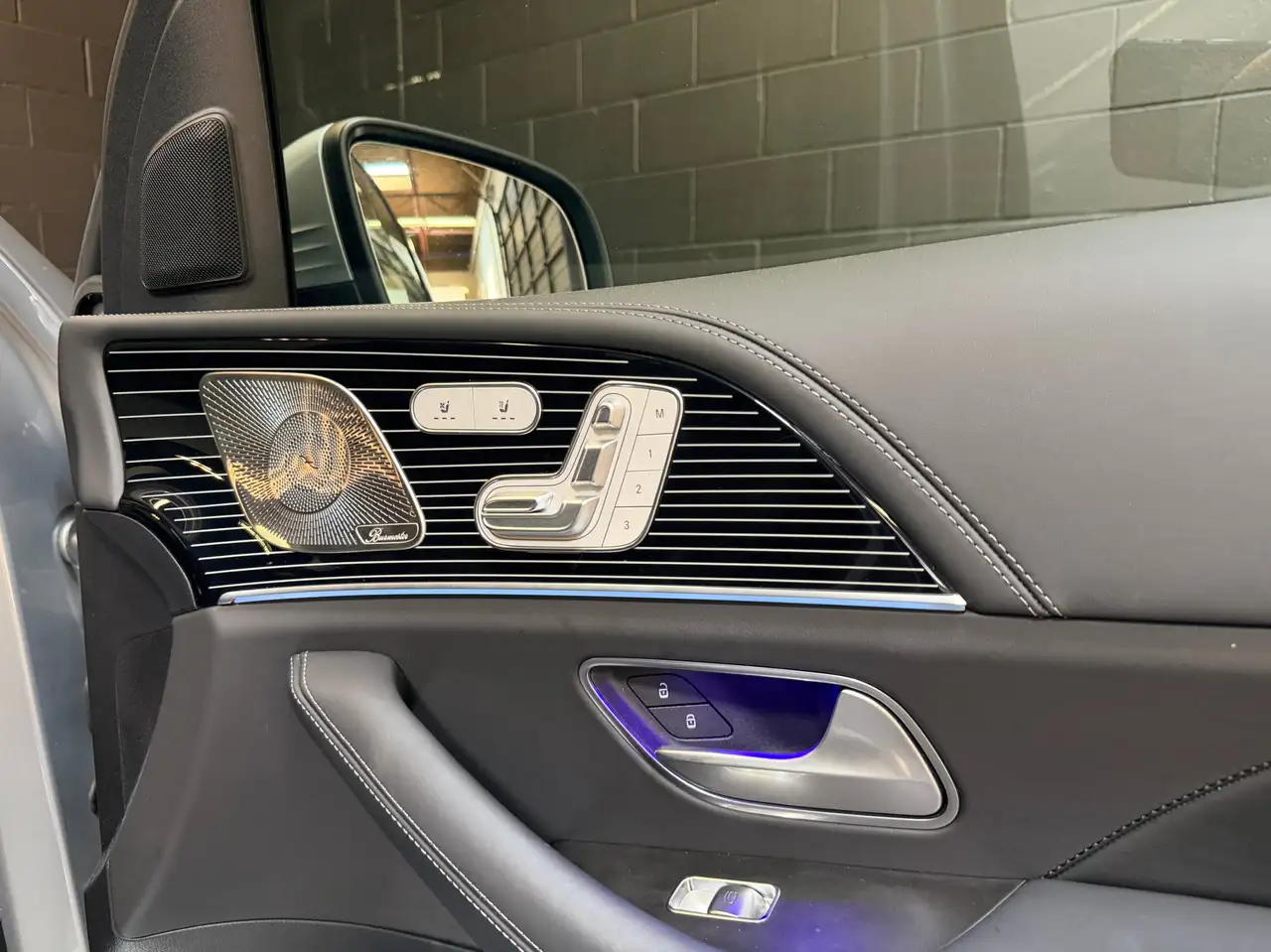 Mercedes-Benz GLE - Image 37