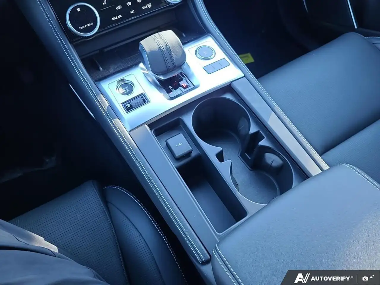 Jaguar F-Pace - Image 17