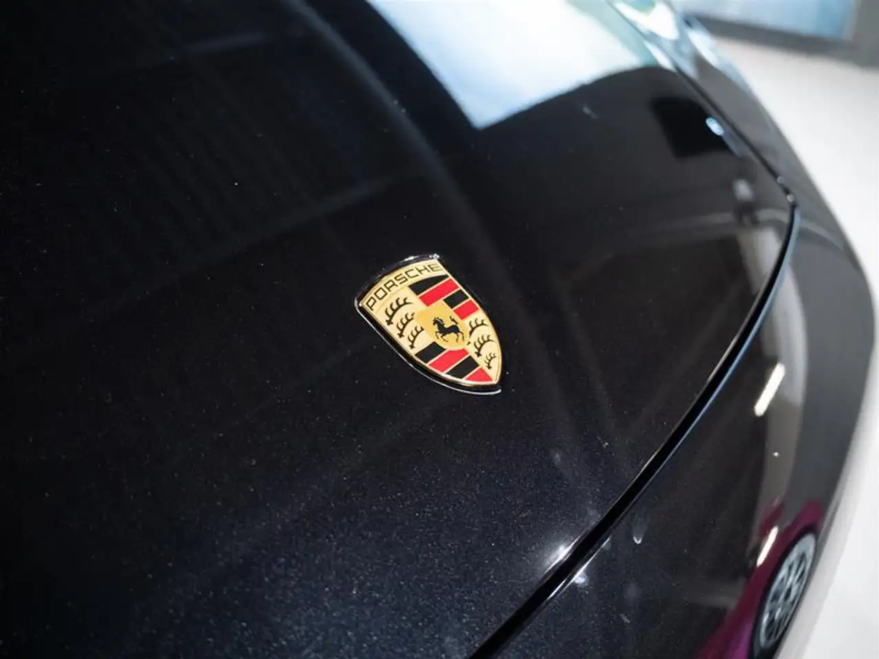 Porsche 911 - Image 14