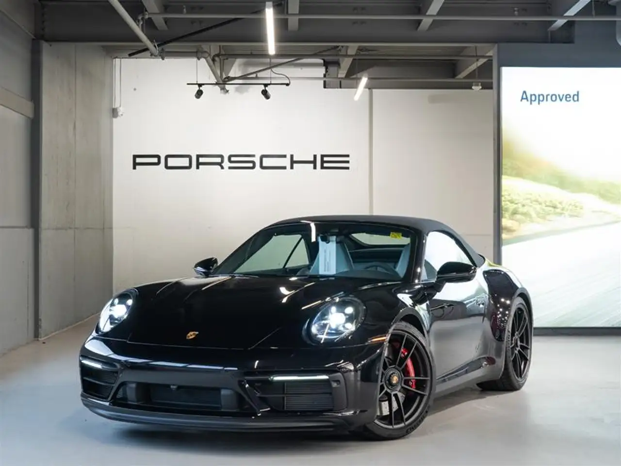 Porsche 911 - Image 7