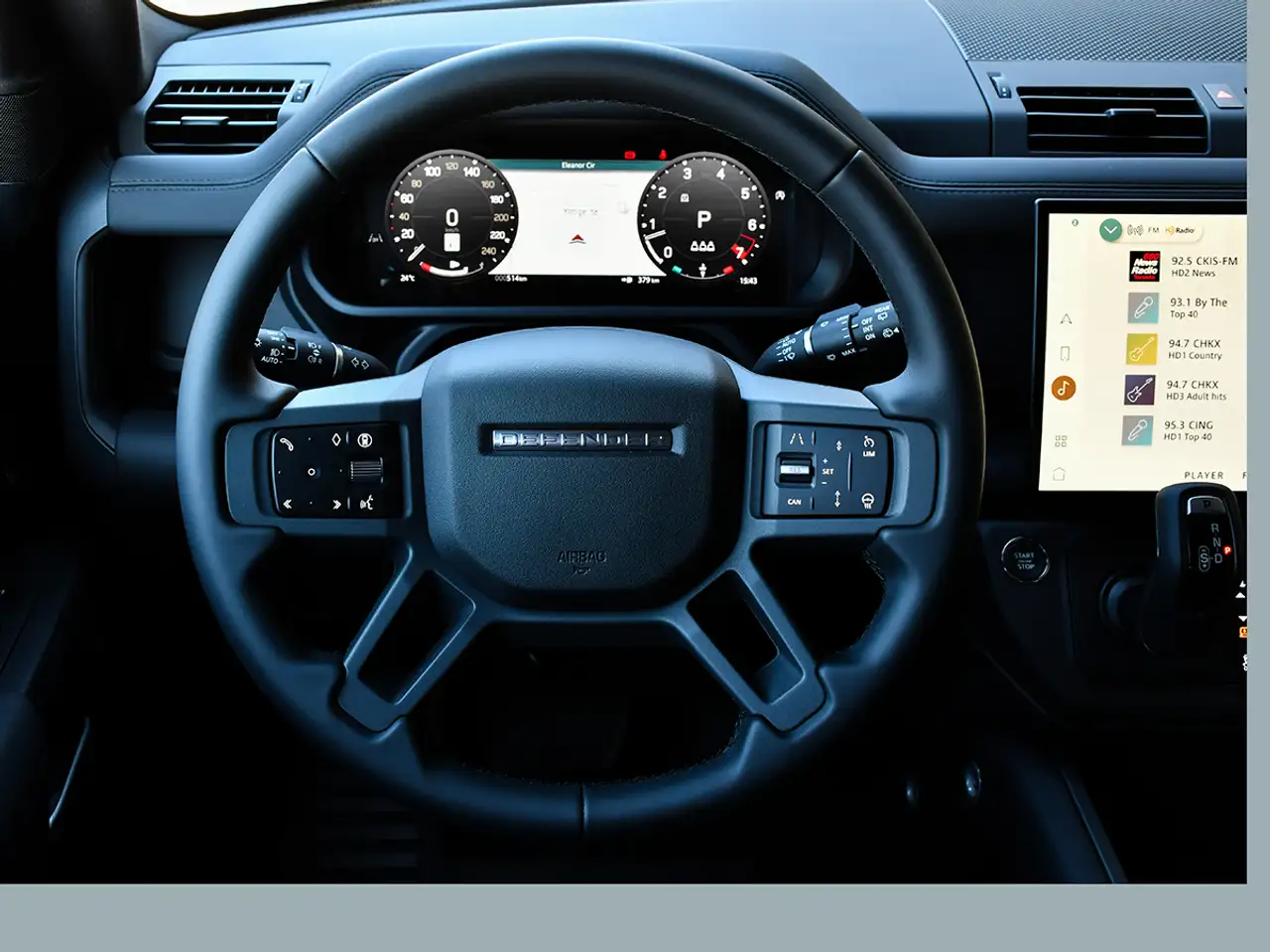 Land Rover Defender - Image 24