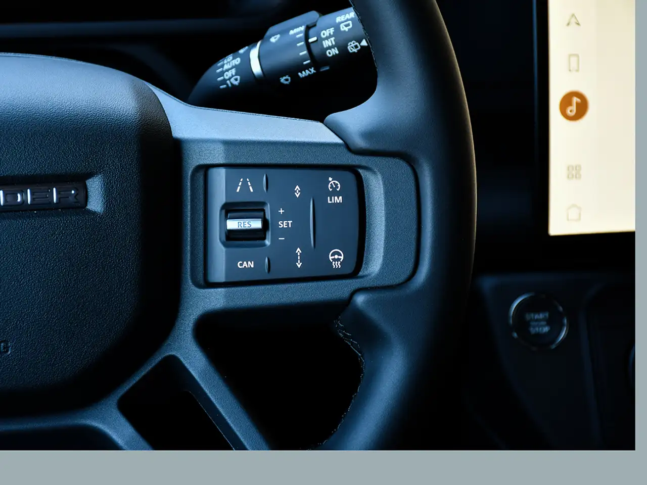 Land Rover Defender - Image 23