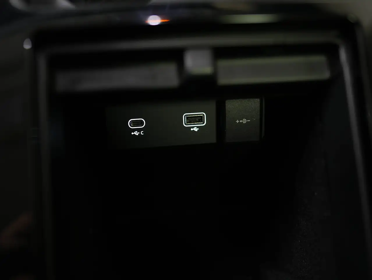 Land Rover Range Rover Evoque - Image 19