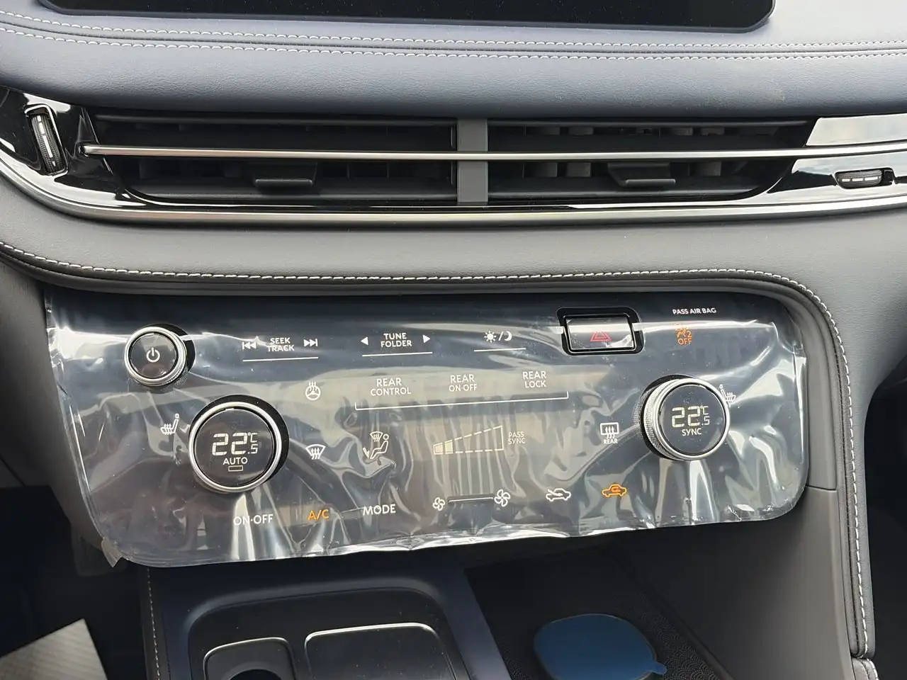 Infiniti QX60 - Image 26
