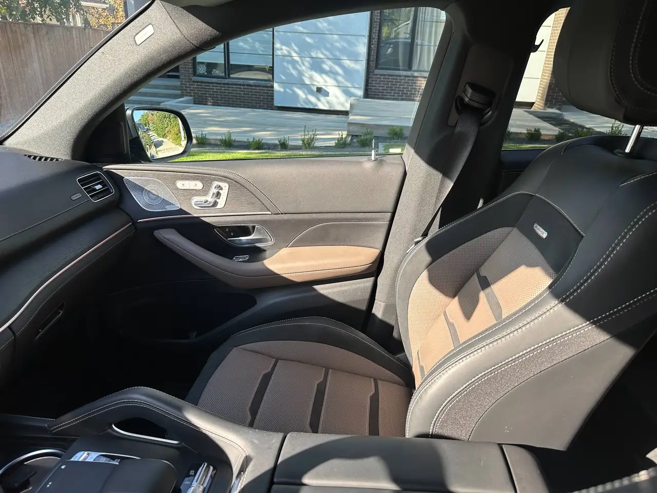Mercedes-Benz GLE - Image 14