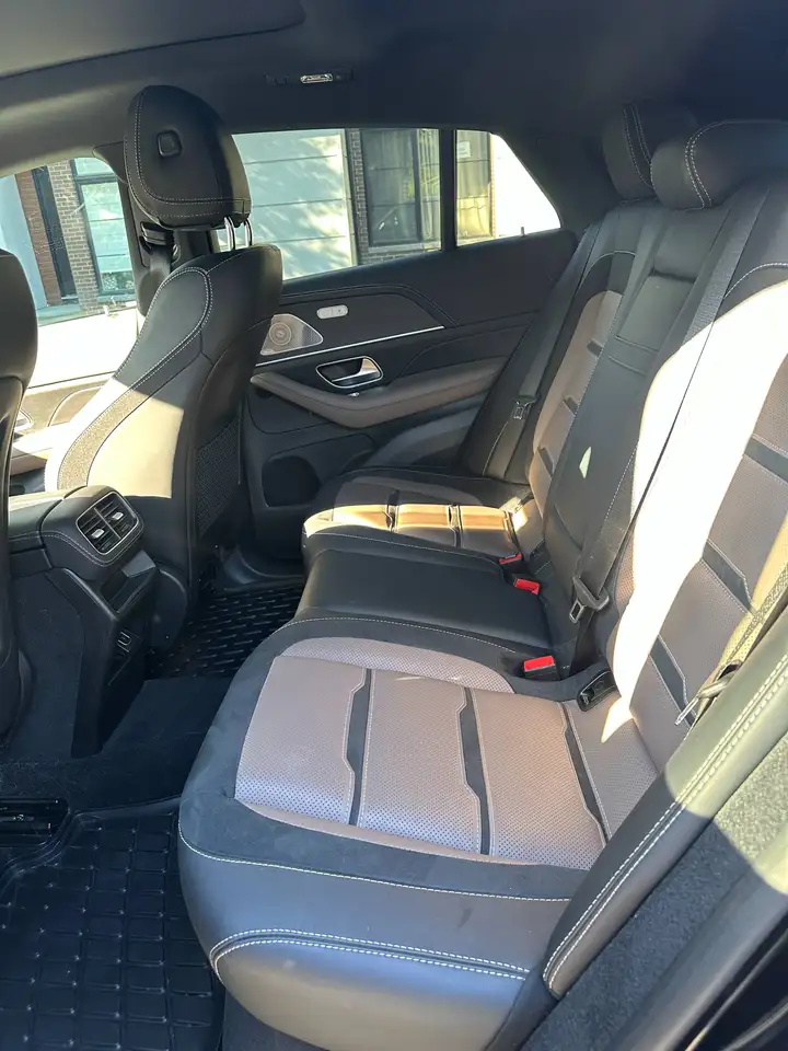 Mercedes-Benz GLE - Image 15