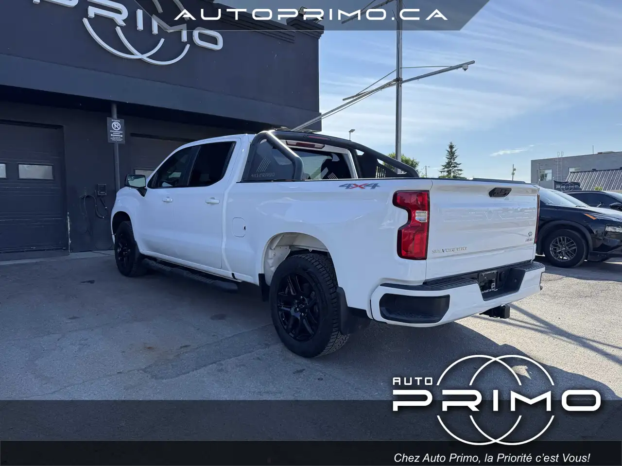 Chevrolet Silverado 1500 - Image 9