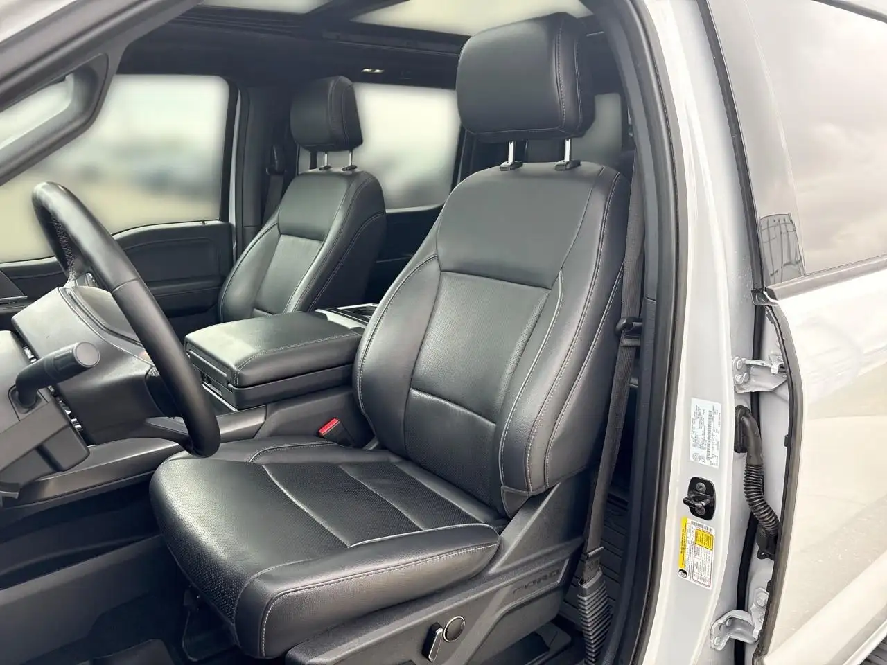 Ford F-150 - Image 13