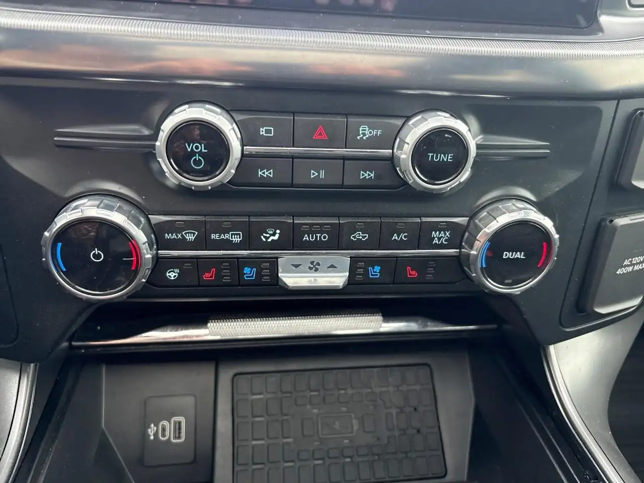 Ford F-150 - Image 17