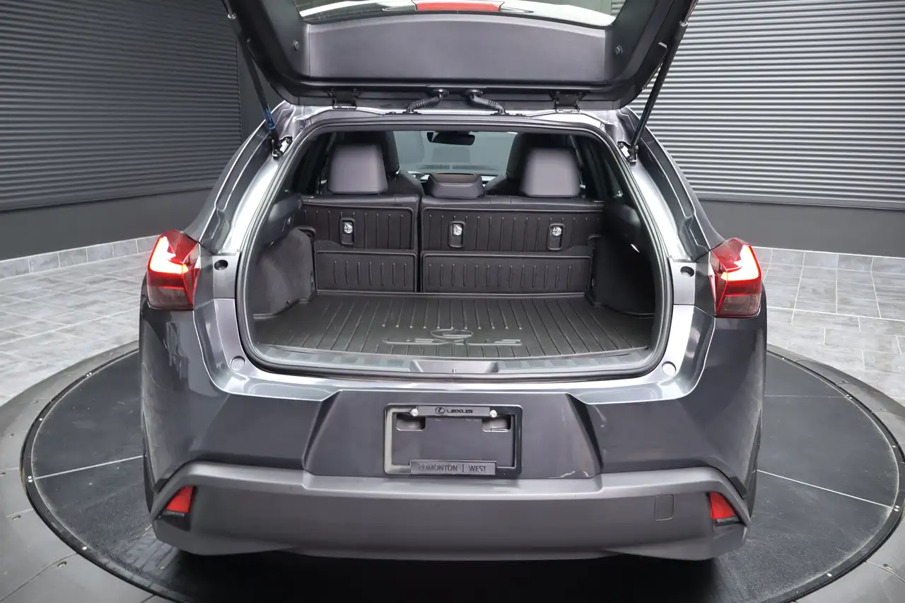 Lexus UX - Image 5
