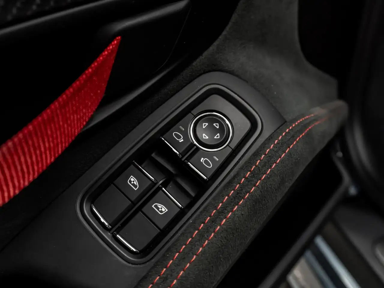 Porsche 718 Spyder - Image 25