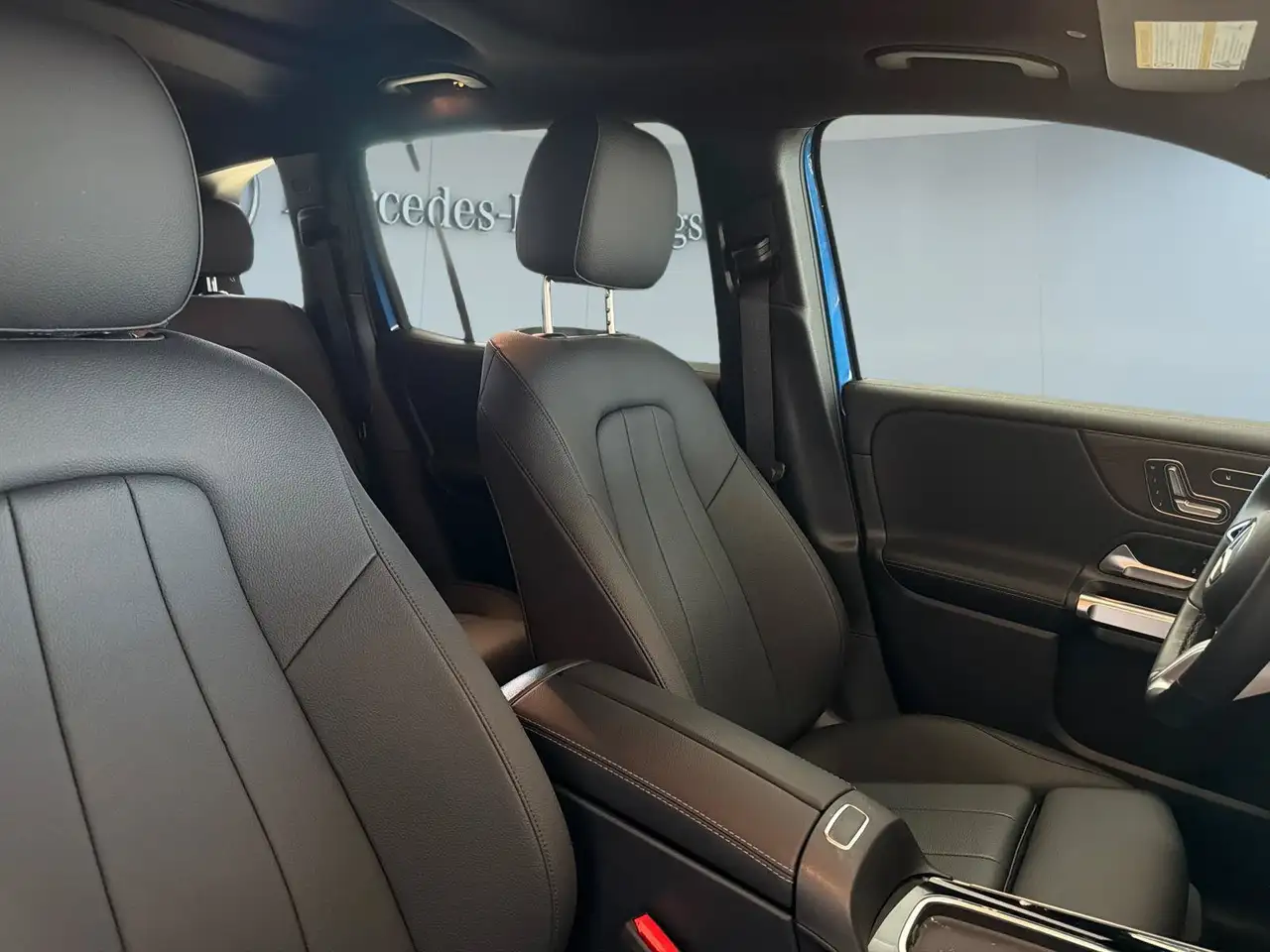 Mercedes-Benz GLB - Image 3