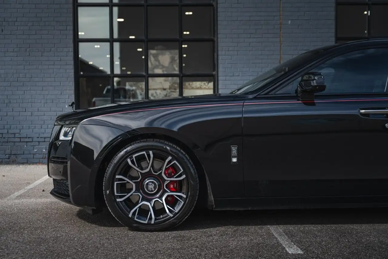 Rolls-Royce Ghost - Image 12