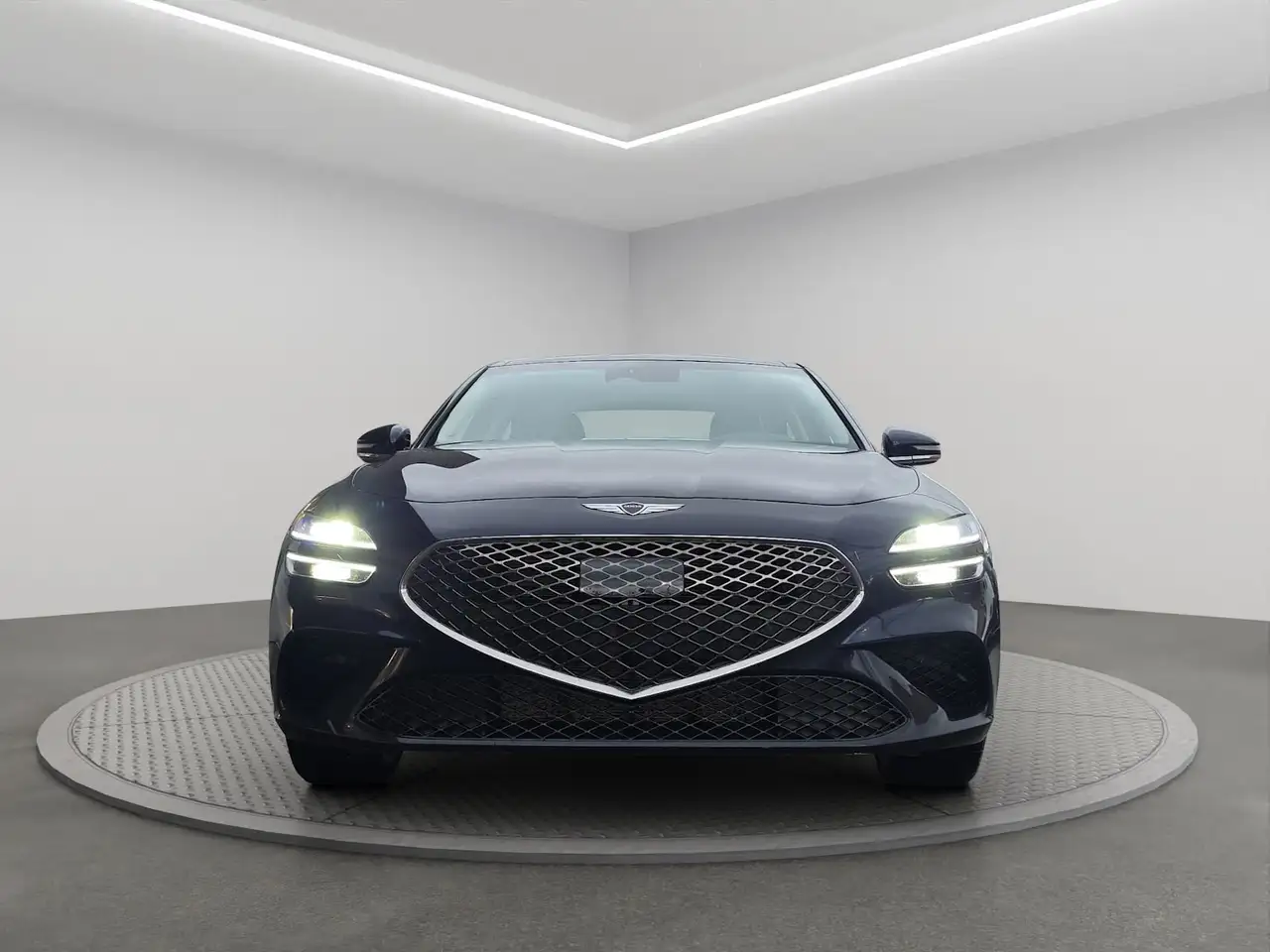 Genesis G70 - Image 2