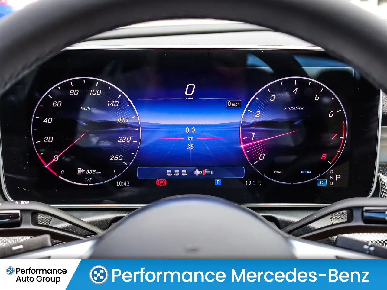 Mercedes-Benz C-Class - Image 16