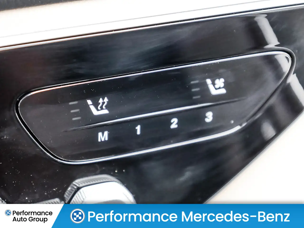 Mercedes-Benz C-Class - Image 24