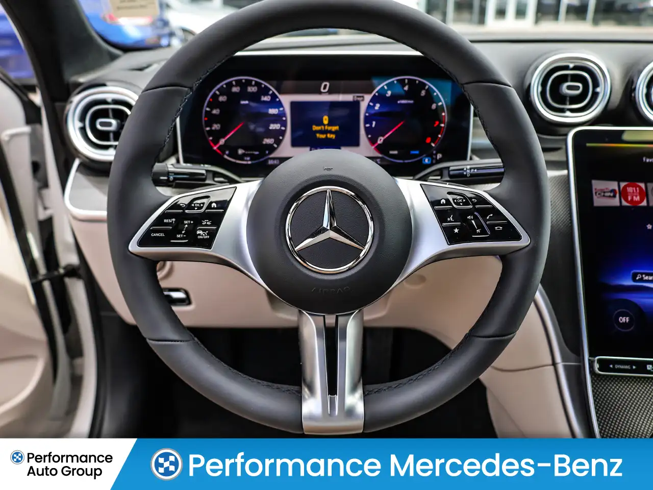 Mercedes-Benz C-Class - Image 15
