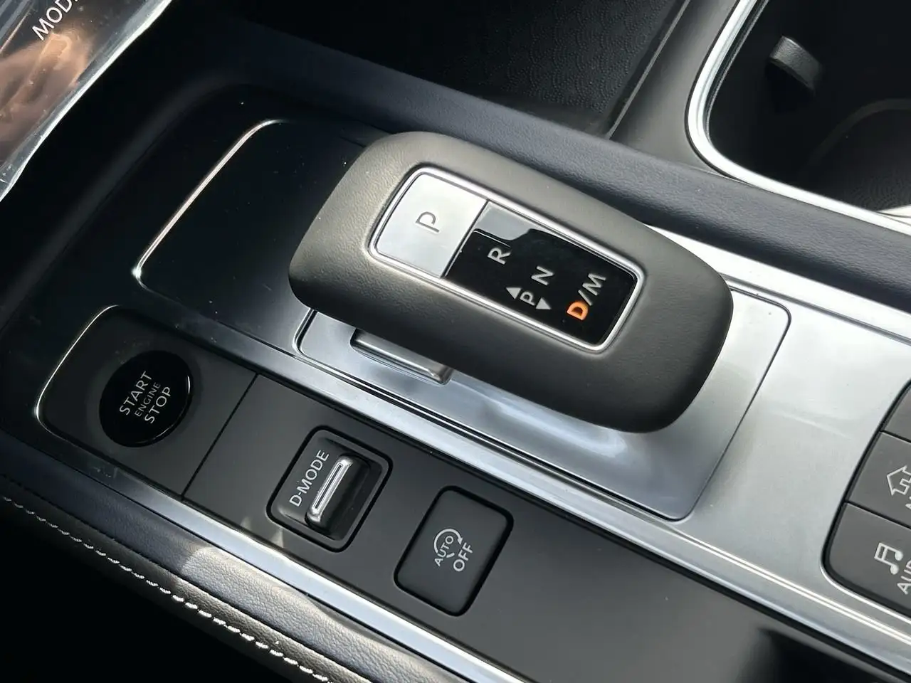 Infiniti QX60 - Image 28