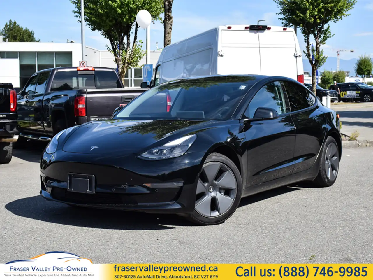 Tesla Model 3 - Image 2