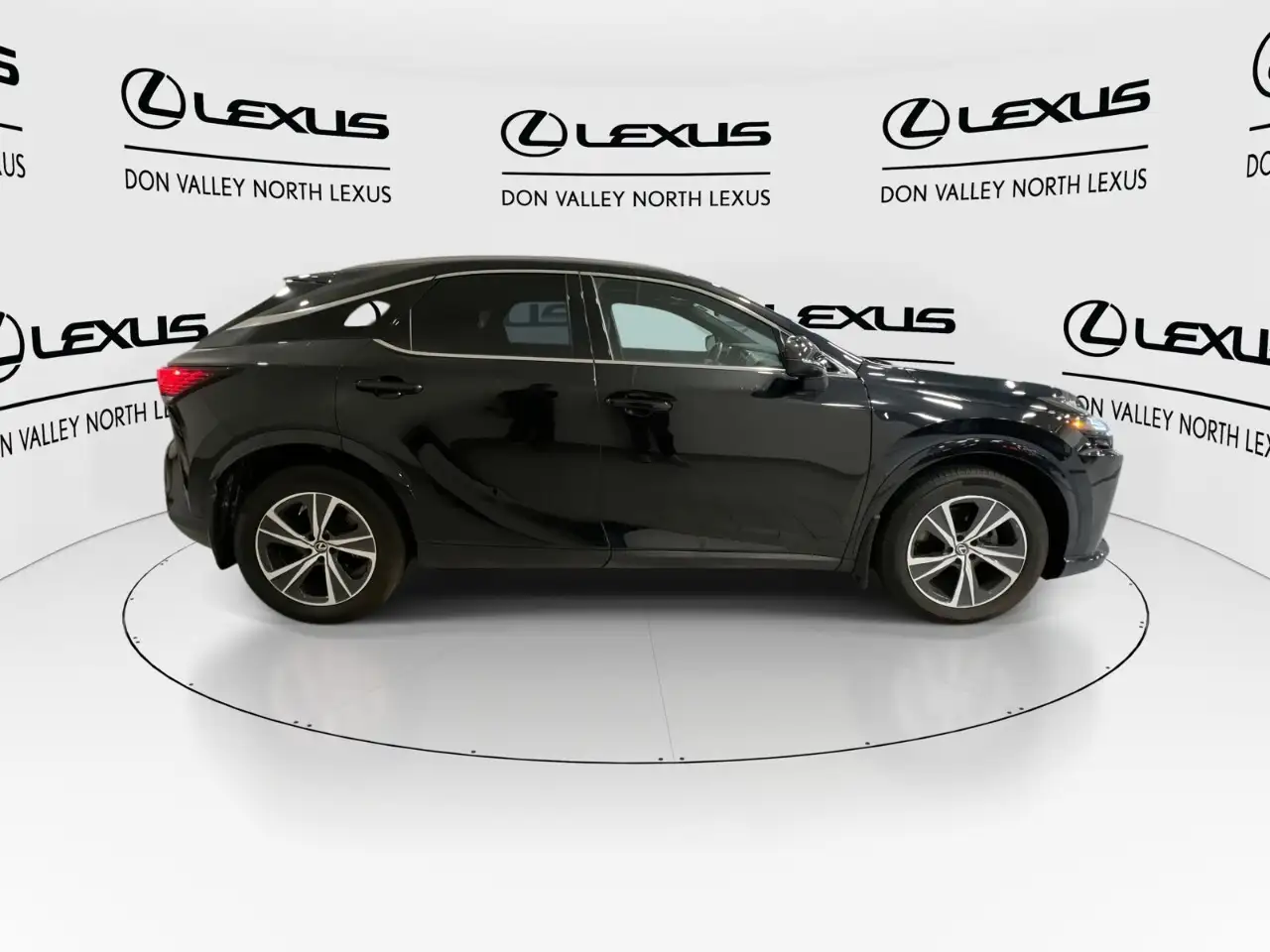Lexus RX - Image 9