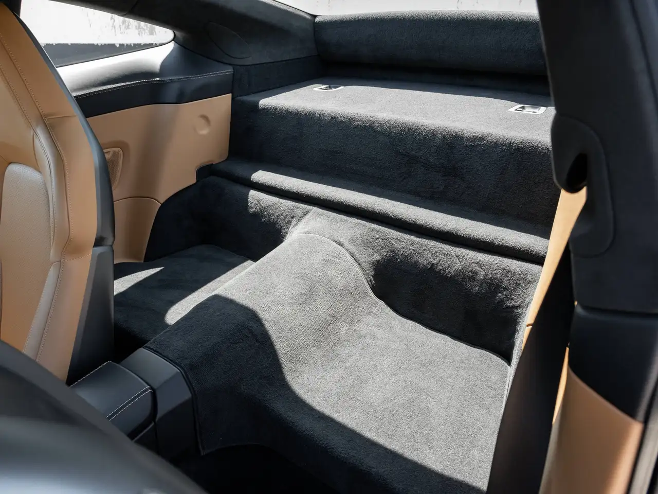 Porsche 911 - Image 39