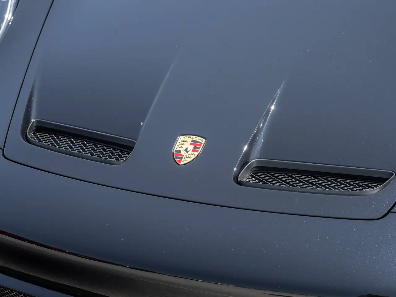 Porsche 911 - Image 8