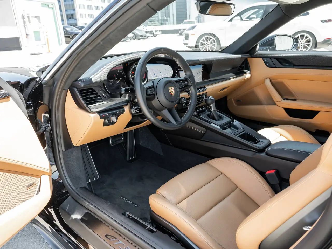 Porsche 911 - Image 4
