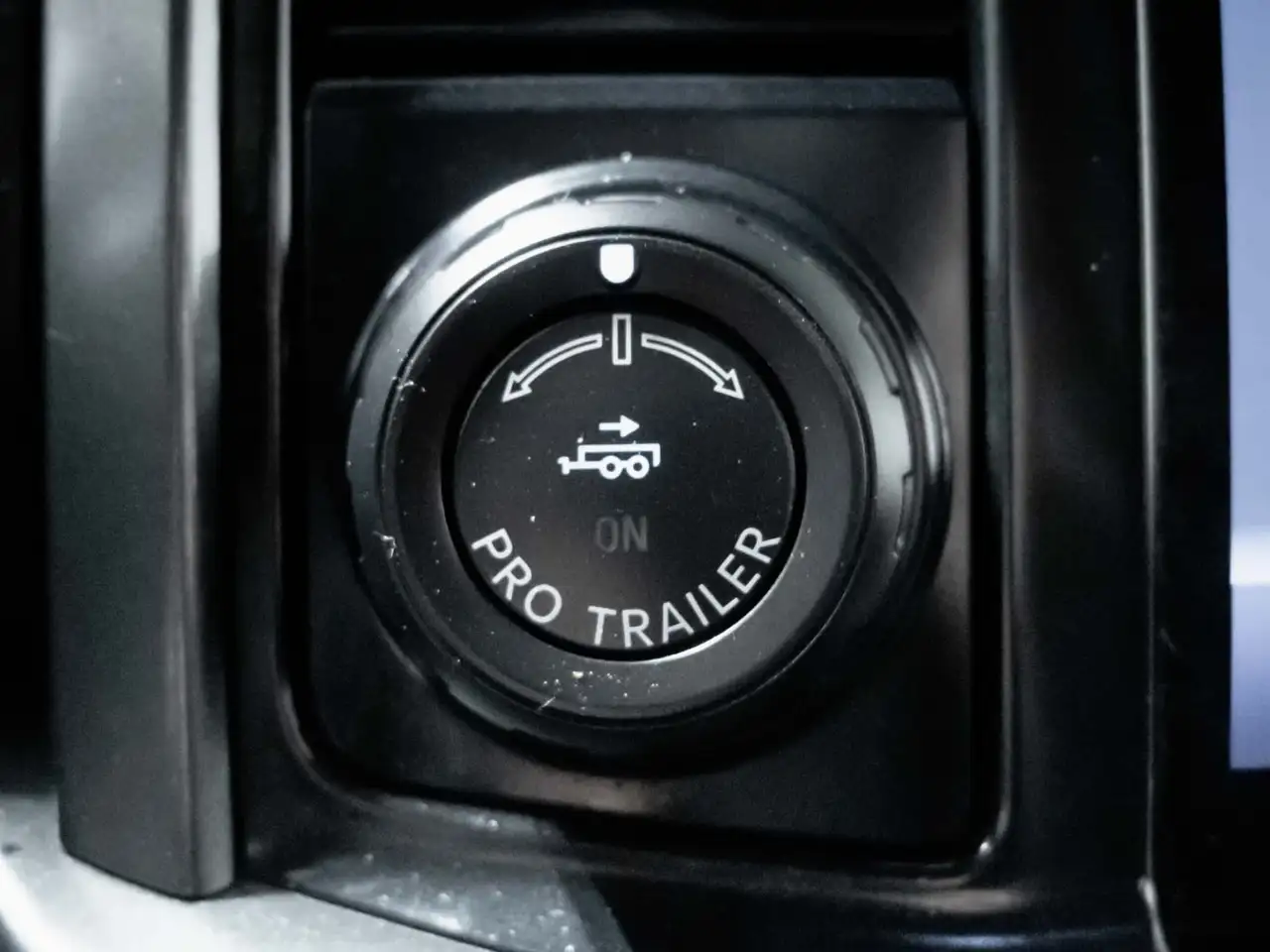 Ford F-150 - Image 29