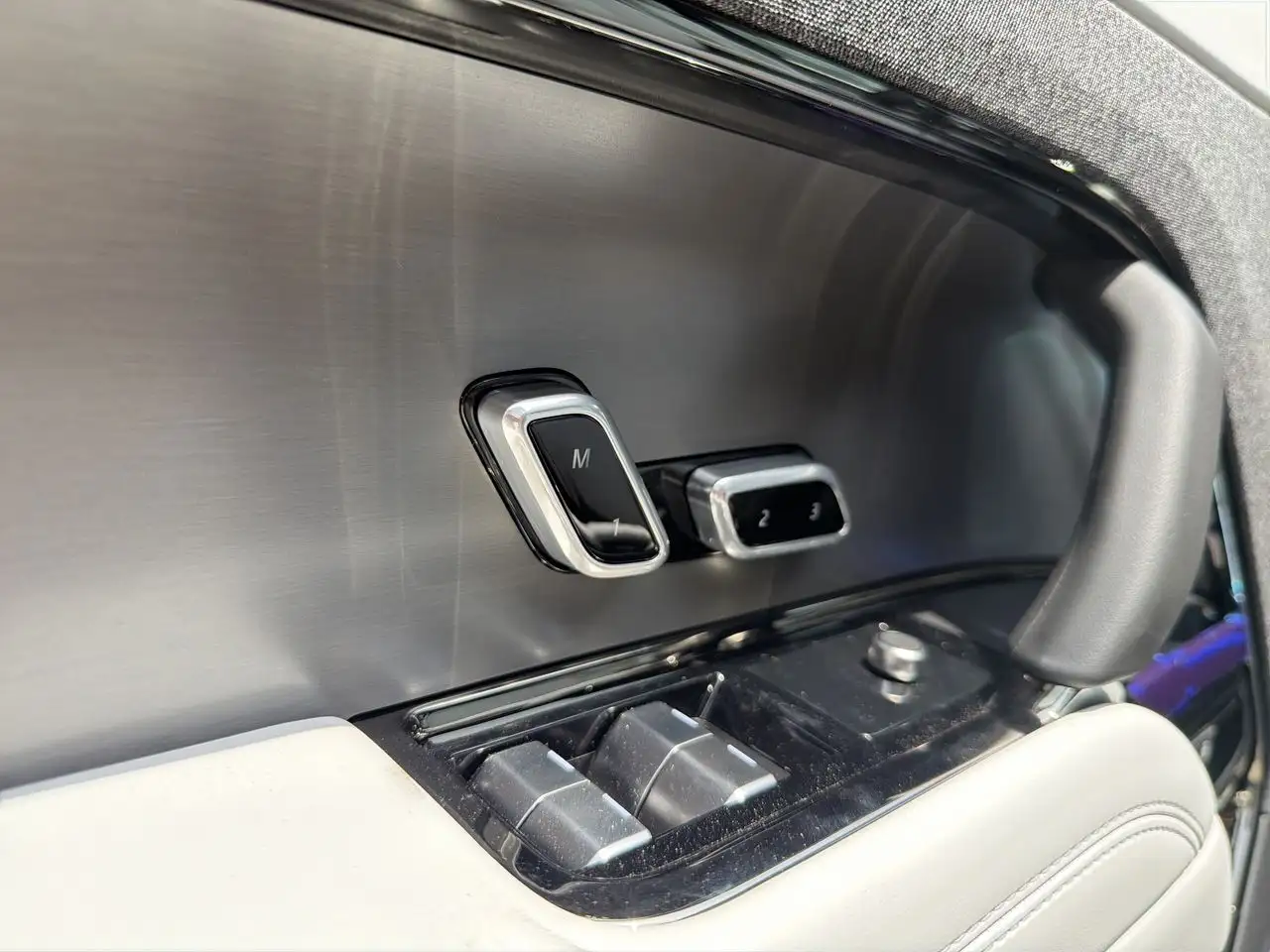 Land Rover Range Rover Sport - Image 9