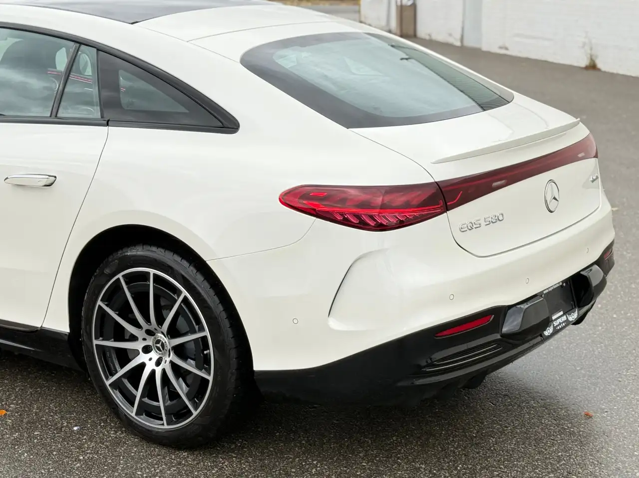 Mercedes-Benz EQS - Image 10