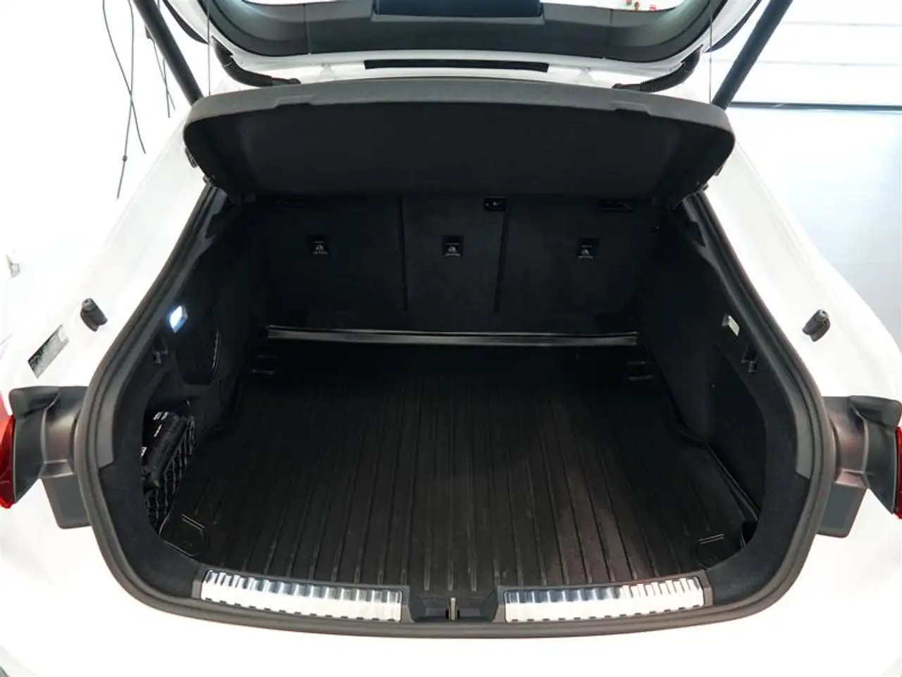 Audi A5 - Image 16